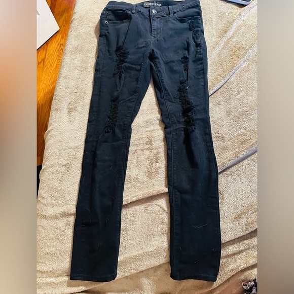 Women’s express black mid rise very distressed skinny jeans legging size 8 - Picture 2 of 6